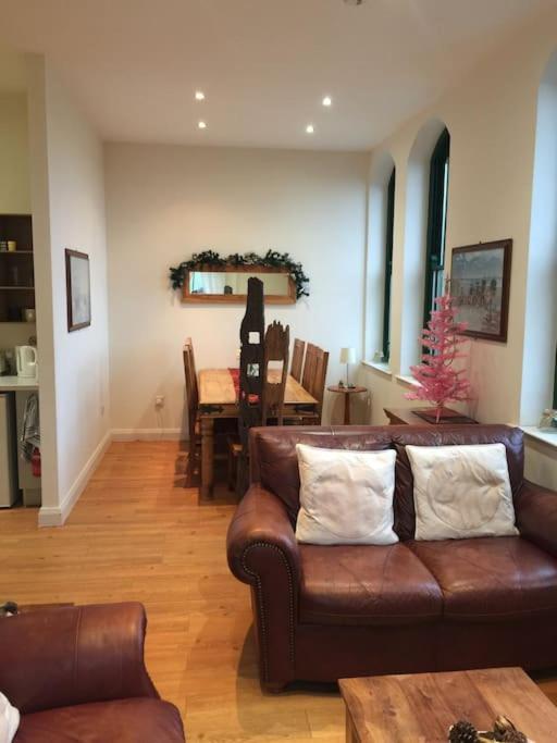 Converted Chapel Filey Floor To Ceiling Arch Window Exterior photo
