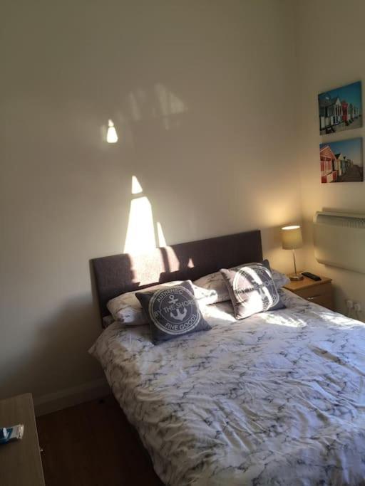 Converted Chapel Filey Floor To Ceiling Arch Window Exterior photo